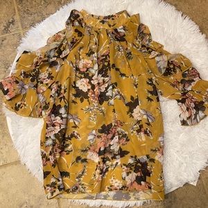 Shein Top Blouse Floral Ruffle New Cold Shoulder